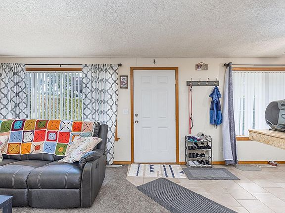 5th image of 526 S 40th Ave APT A103