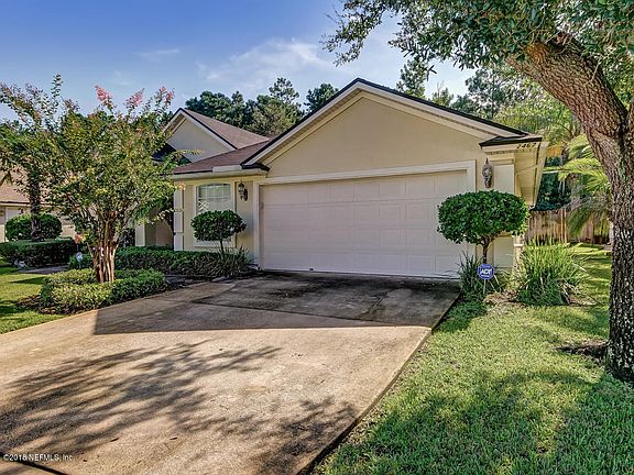 3rd image of 2467 E Misty Water Dr