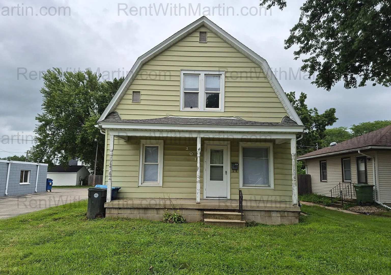 For Rent- 2016 Falls Ave *Pets Ok* — Photo 1