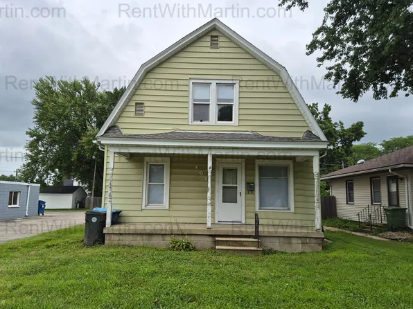 2016 Falls Ave, Waterloo, IA 50701