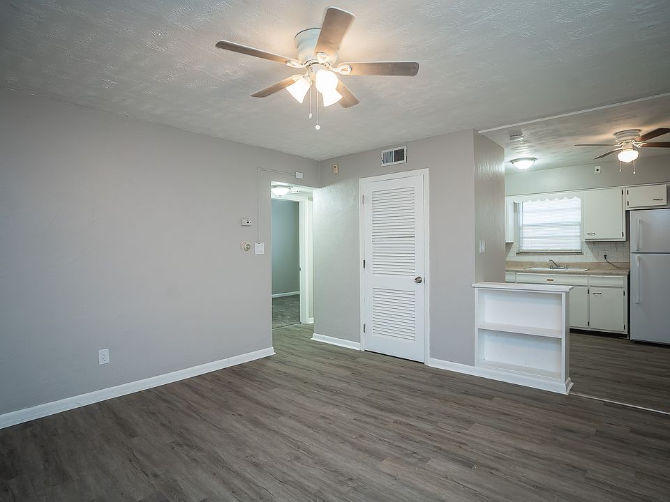 1st image of 2525 Lakeview Ave APT 5