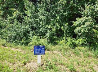 205 Savannah Pkwy #98, Deerfield, WI 53531