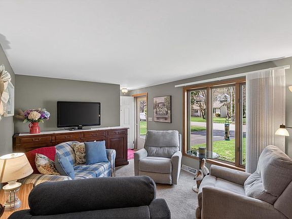2nd image of 3141 REVERE ROAD
