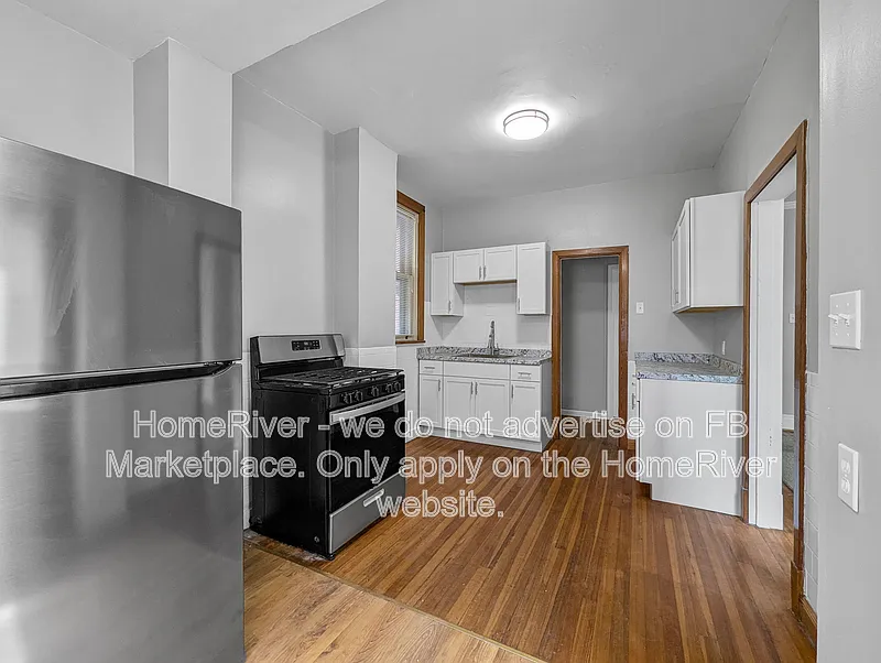 1 bed, 2.0 bath, 1100 sqft, $875 — Photo 3