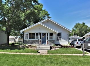 106 S Clark St, Mondamin, IA 51557