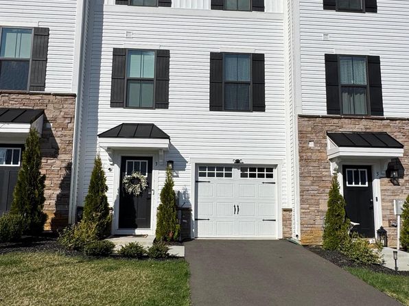 3 Cinnamon Ln