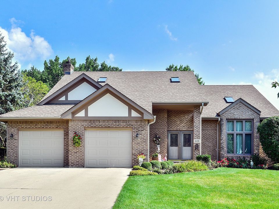 1st image of 1608 Lakeview Dr