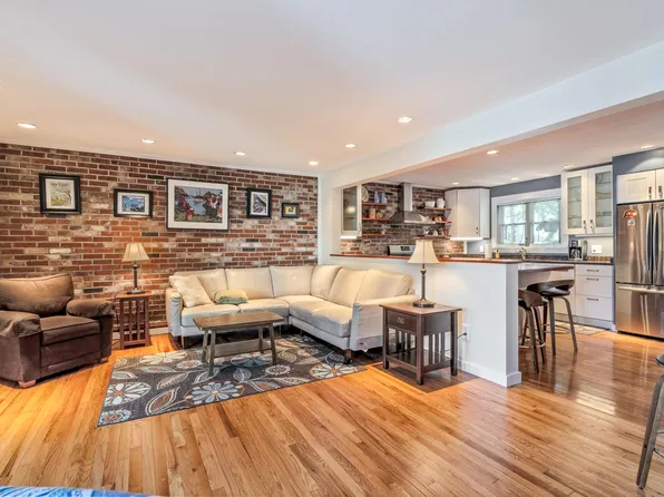 202 Congress Street, Portland, ME 04101