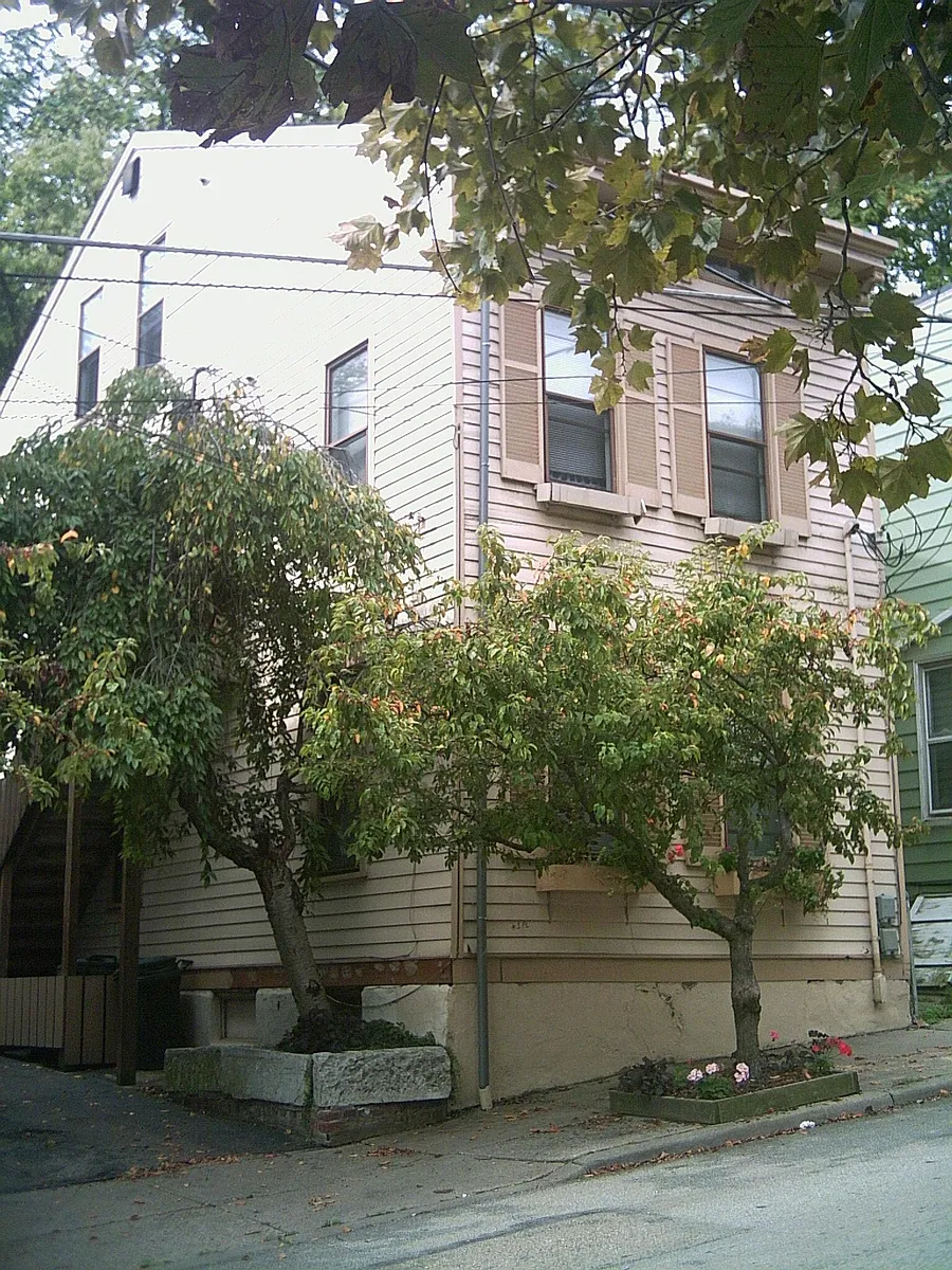 Building Photo - 3 W Hollister St #1