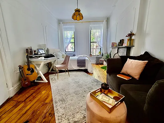 Rented by Brooklyn Heights Real Estate Inc | media 13