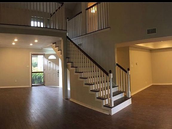 4th image of 1513 Oak Heights Dr #B