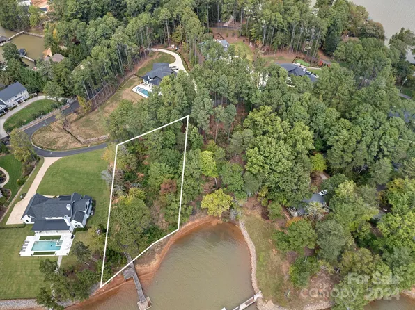 167 Binns Rd, Mooresville, NC 28117