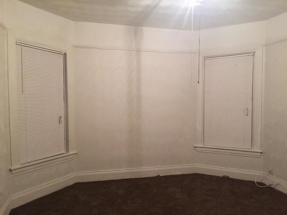 1st image of 210 W 27th St APT 5