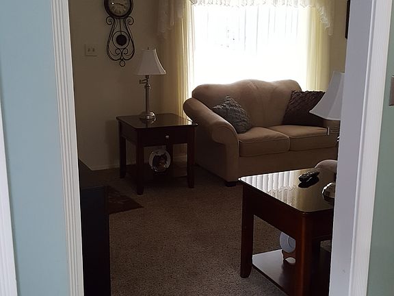5th image of 11048 Judy Dr