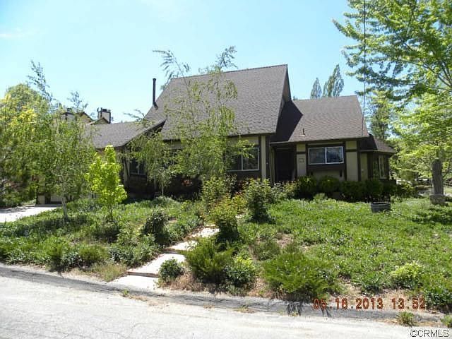 1st image of 928 Como Ln