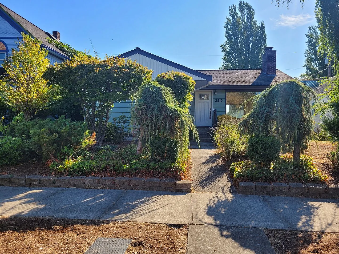 Classic Home located near Elizabeth park and in the Columbia Neighborhood — Photo 2