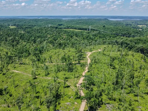 W Trace Creek Rd, Waverly, TN 37185