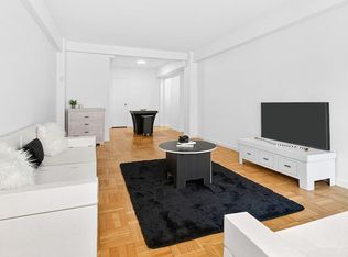 315 E 69th St APT 6L, New York, NY 10021