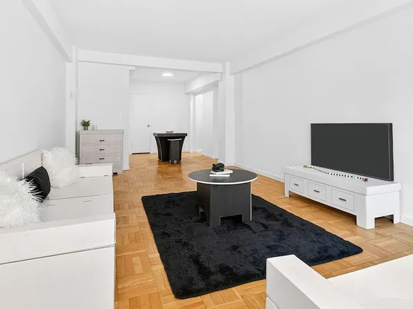 315 E 69th St APT 6L, New York, NY 10021