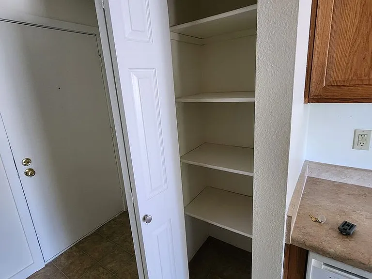 Two Bedroom Apt. w/ Washer and Dryer — Photo 11