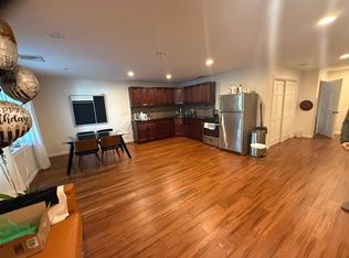 (Undisclosed Address), Cedarhurst, NY 11516