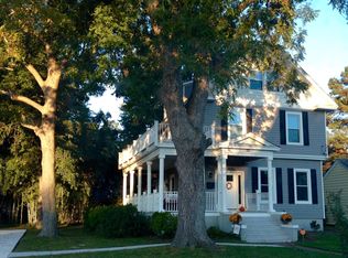 25 Manteo Ave, Hampton, VA 23661