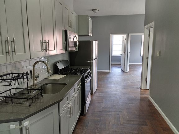 5th image of 1856 Loring Pl S #2