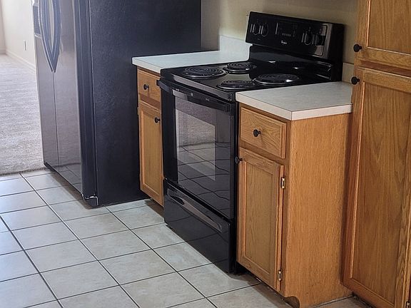 2nd image of 1208 W Jackson Ct #1208