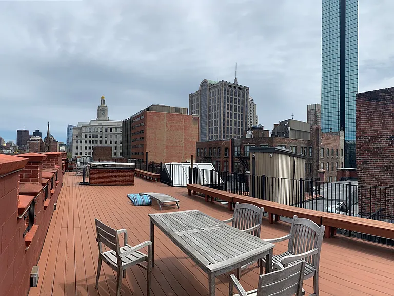 271 Dartmouth St #2B — Photo 39
