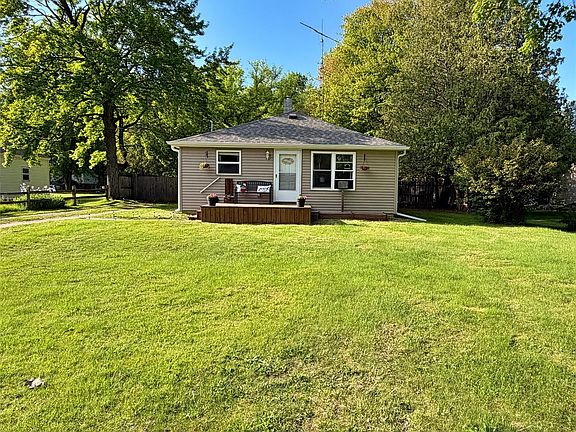 2nd image of 4514 Sebewaing Rd