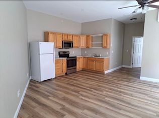 8 Depot St UNIT 6, Pittsfield, NH 03263