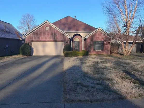 3216 Shadewood Ter, Owensboro, KY 42303