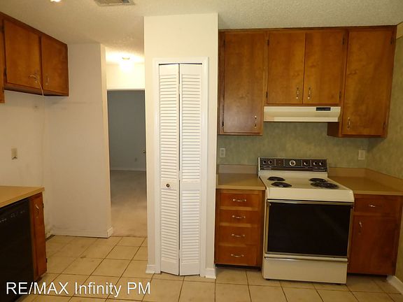 5th image of 6316 Langley Pl