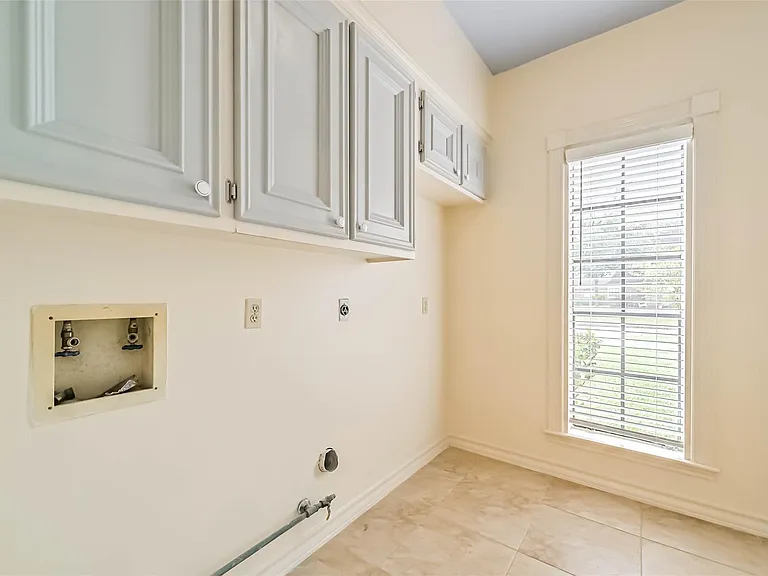 1410 Osborne Dr — Photo 26