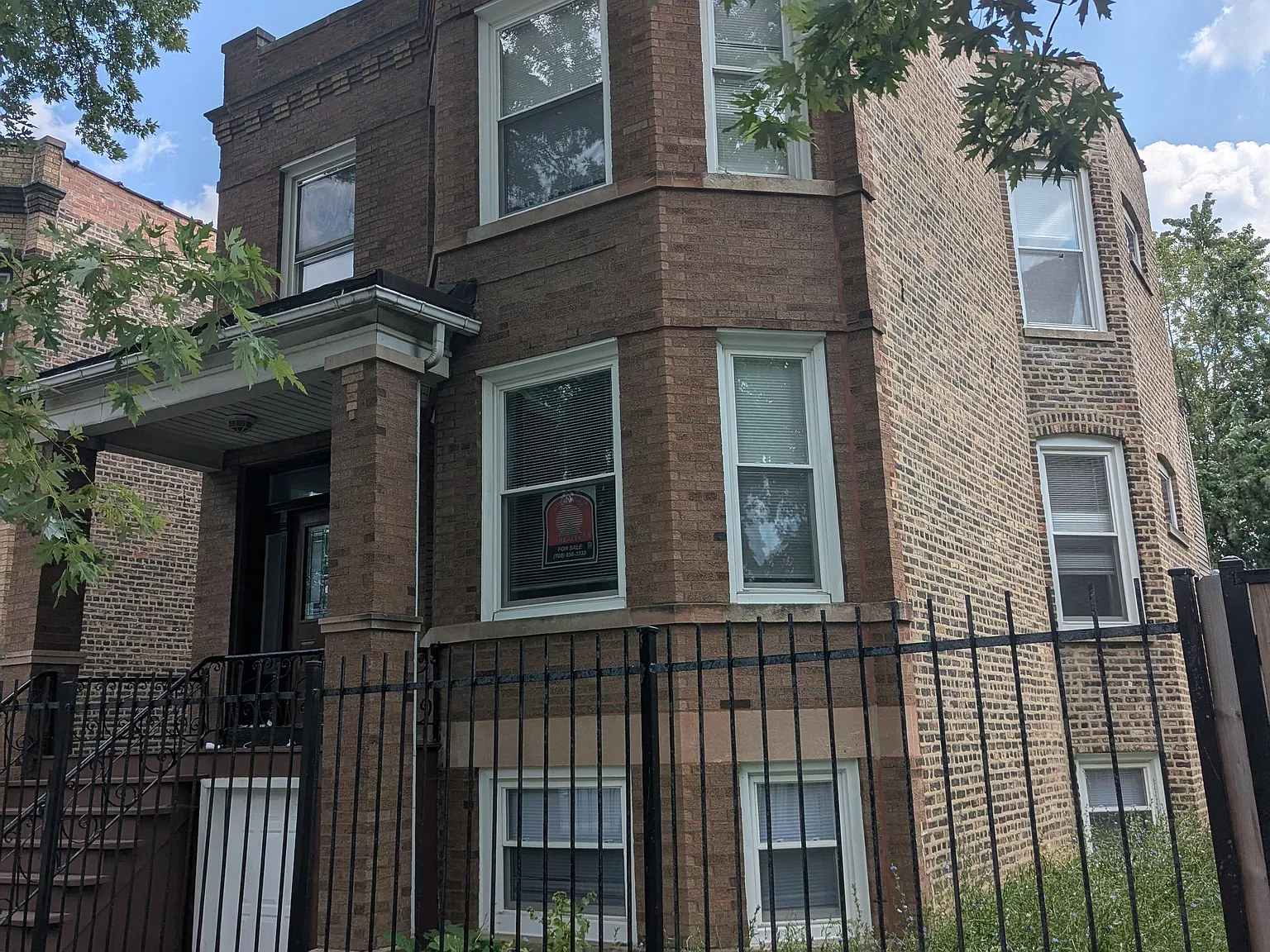 717 N Homan Ave — Photo 1