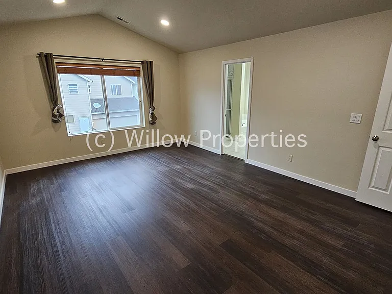 6753 Park St E — Photo 5