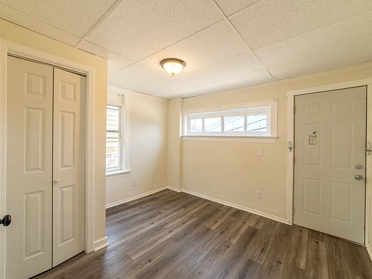 19 Rimbach St #6 — Photo 17