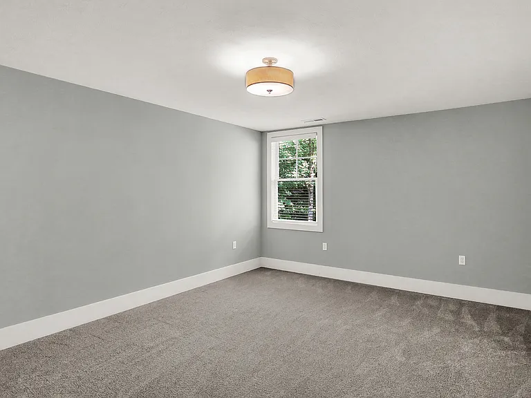 16893 Oak Manor Dr — Photo 49