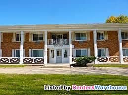 1st image of 529 17th Ave N APT 105
