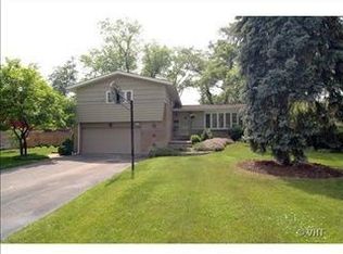 638 Timber Hill Rd, Deerfield, IL 60015