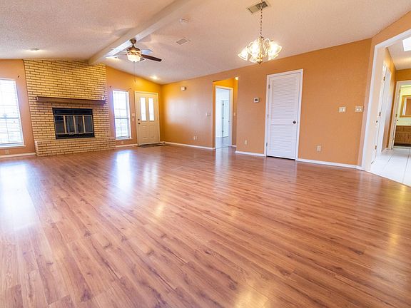 4th image of 1024 Fern Dr