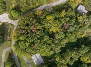 257 Lakeview Dr, Scottsville, KY 42164