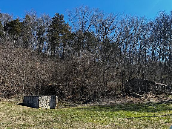 3rd image of Flat Gap Rd