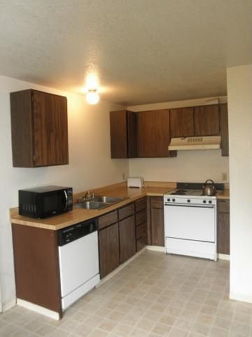 2nd image of 4540 Valley West Blvd