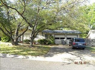 1911 Wooten Dr, Austin, TX 78757