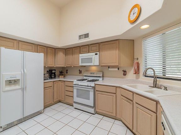 5th image of 3371 N Calle De Catalina #108
