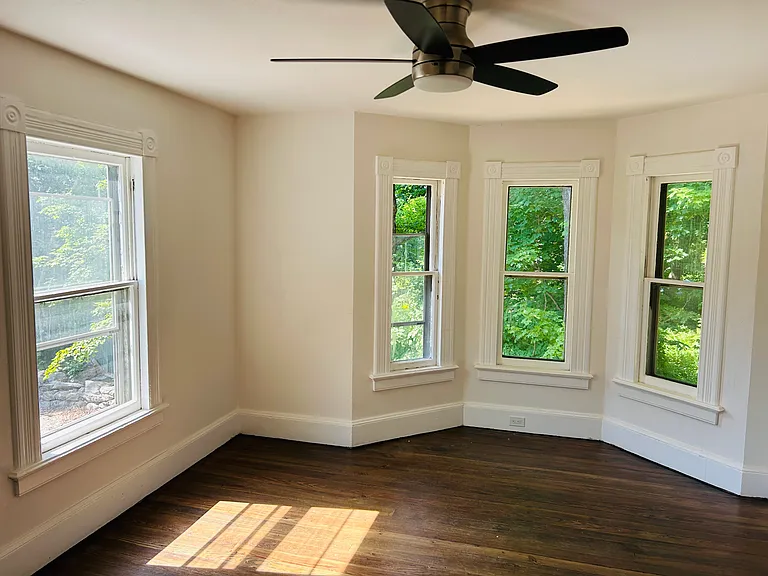 4 Hillside Pl — Photo 8