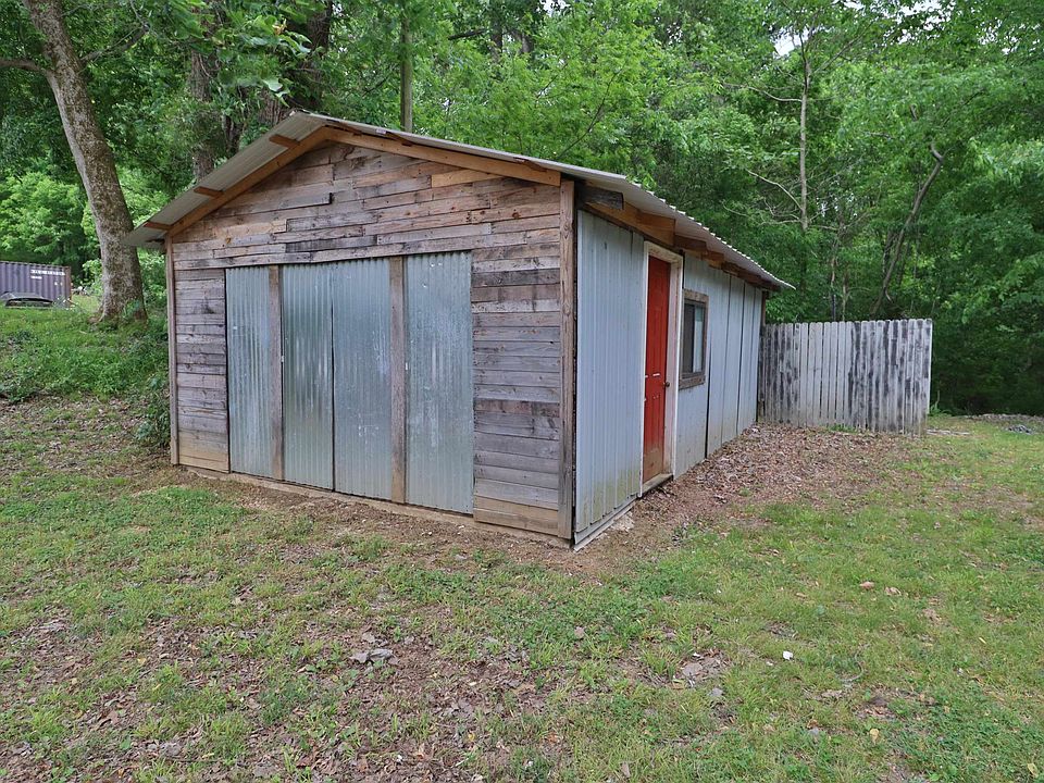 2nd image of 4929 Edith Nankipoo Rd