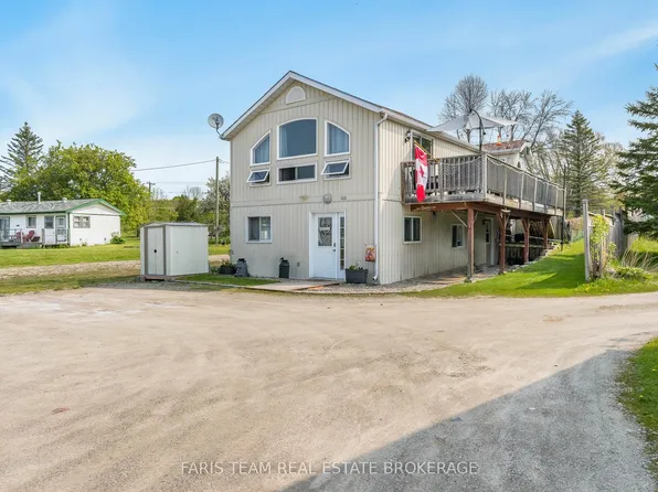 5632 Penetanguishene Rd, Springwater, ON L0L 1P0