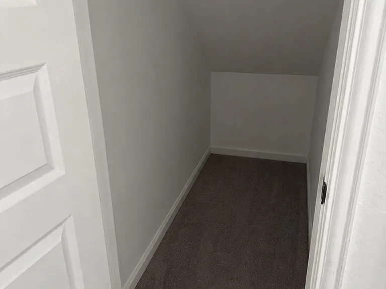 1516 White Water Way — Photo 22
